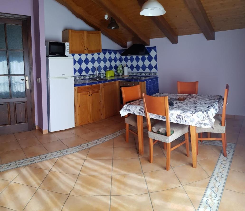 Apartamento Casa Cavero Almazorre Εξωτερικό φωτογραφία